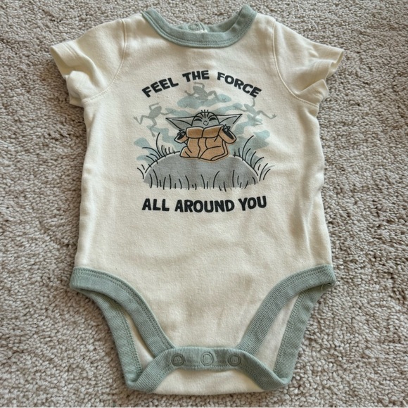 12-18M Grogu Baby Yoda Feel The Force Around You Star Wars Onesie Disney Baby - Picture 1 of 5